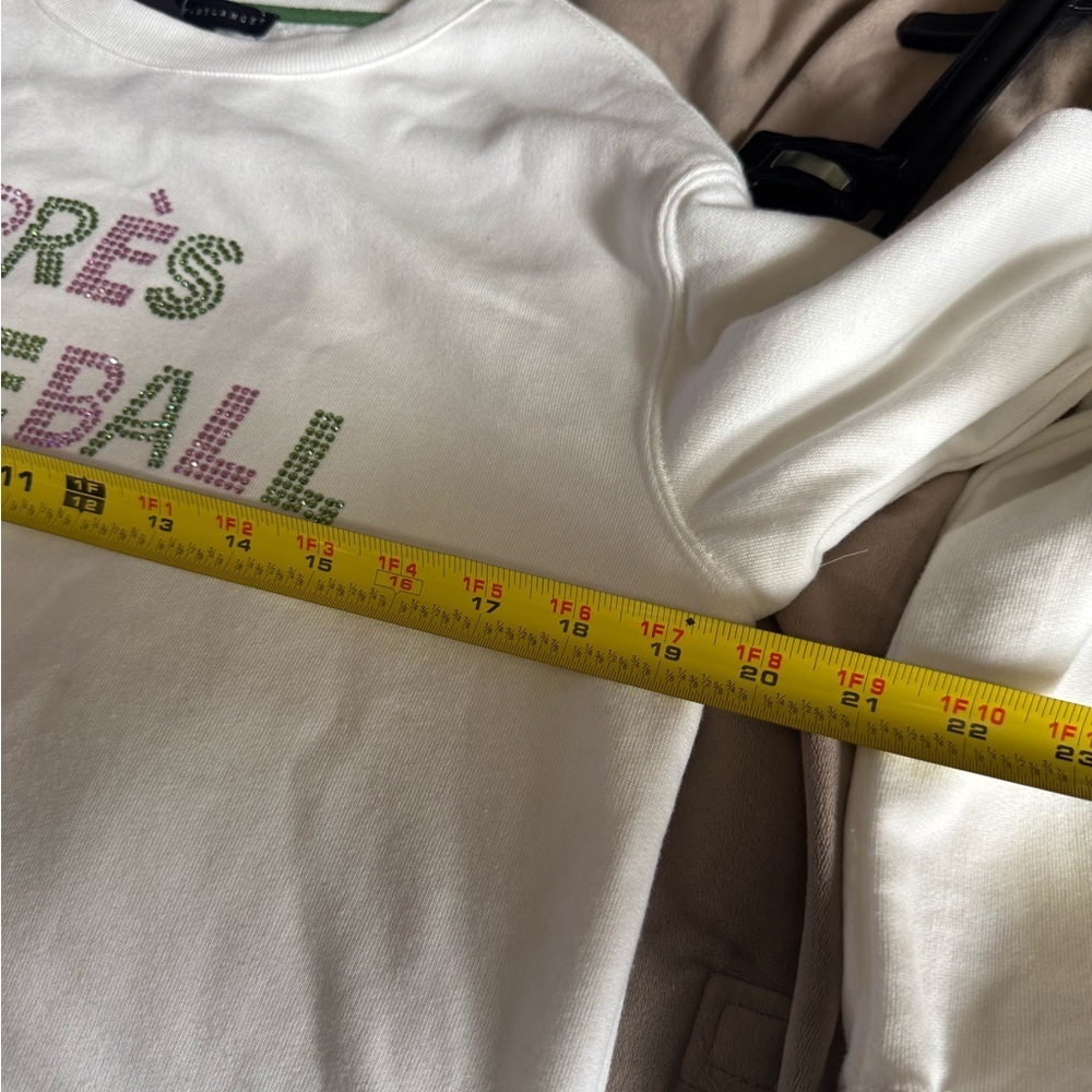 - White Après Pickleball Sweatshirt - Picture 5 of 6